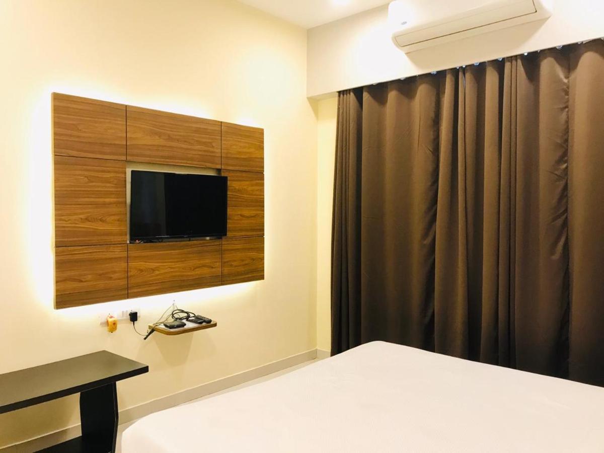 Hotel Golden - I Райпур Экстерьер фото