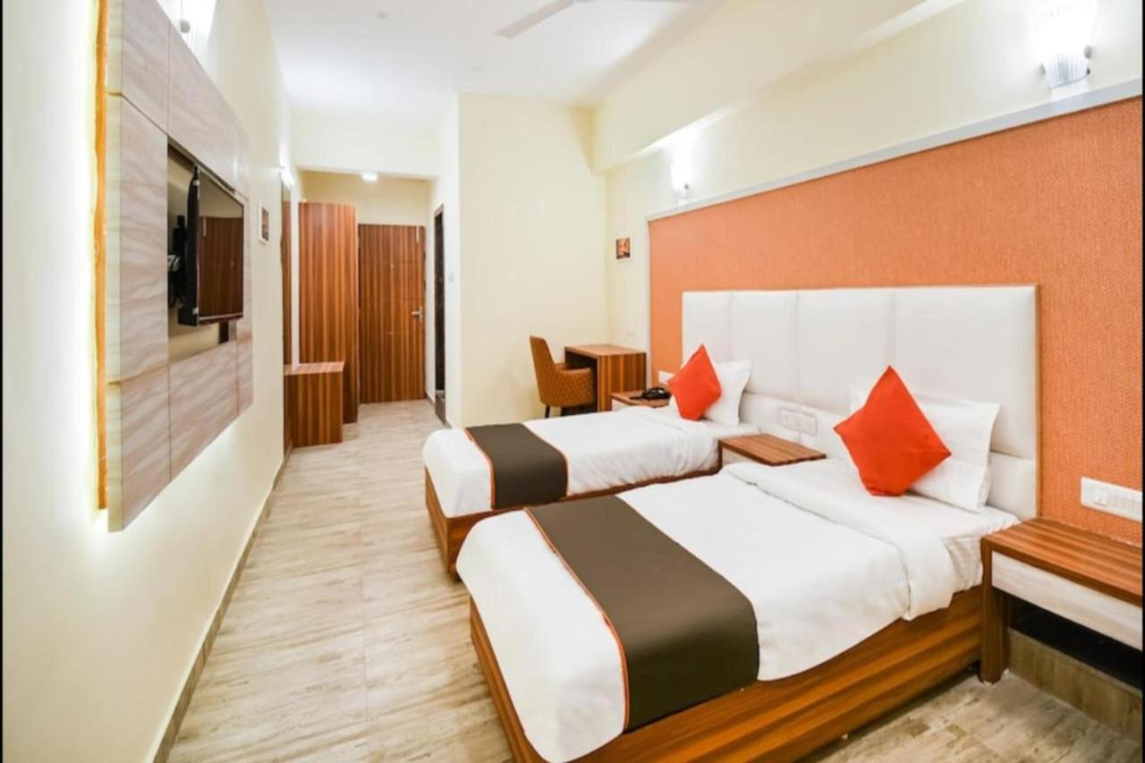 Hotel Golden - I Райпур Экстерьер фото