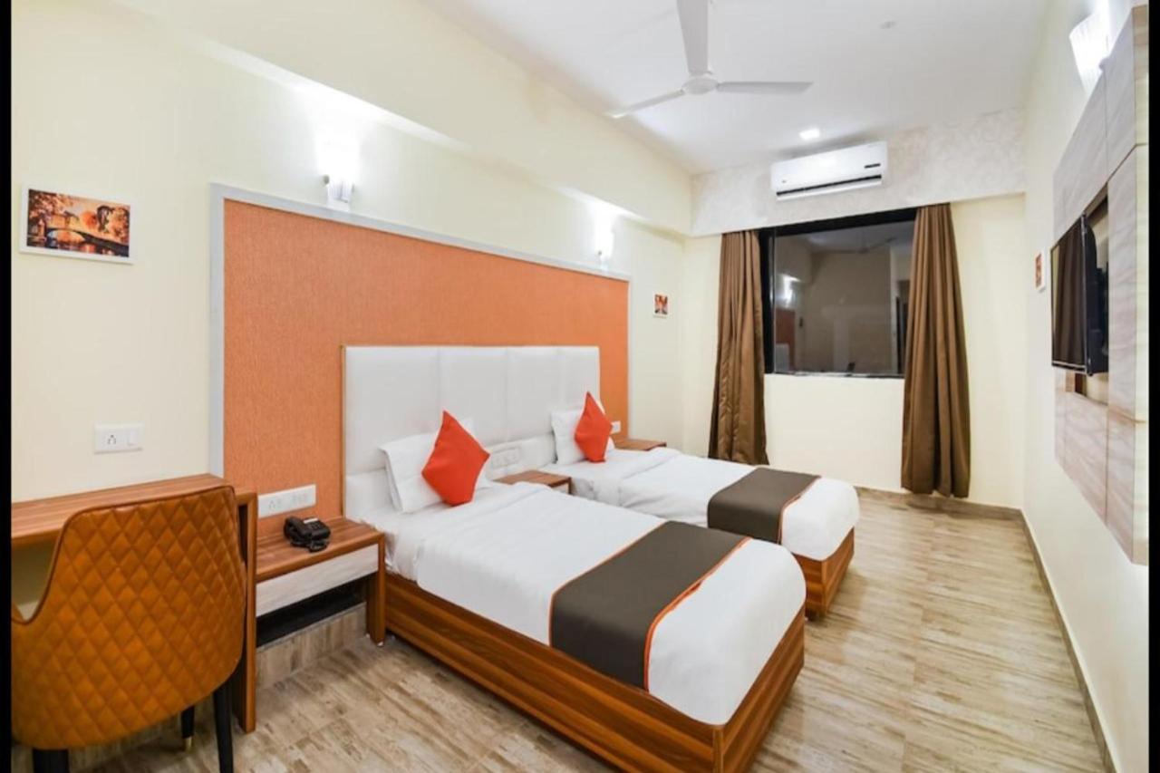 Hotel Golden - I Райпур Экстерьер фото