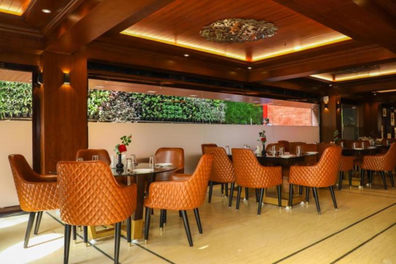 Hotel Golden - I Райпур Экстерьер фото